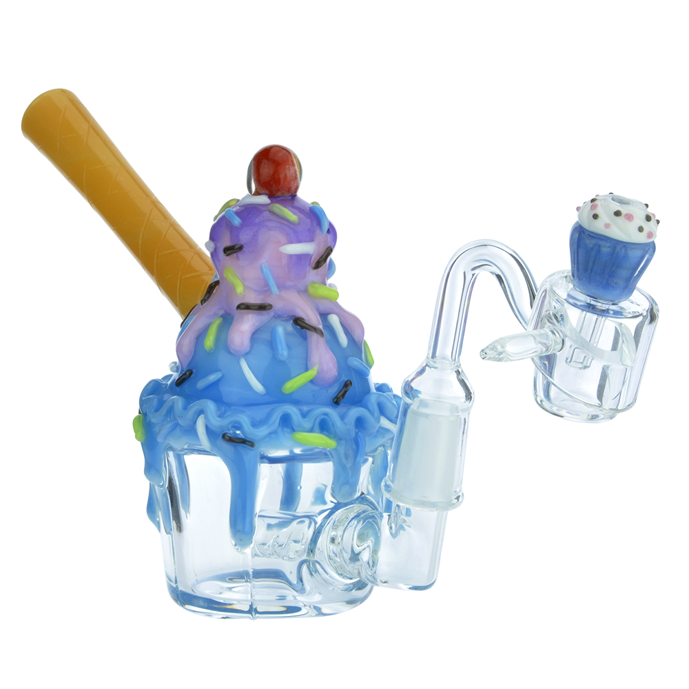Empire Glassworks is one of the Ten Best Bongs this holiday season 